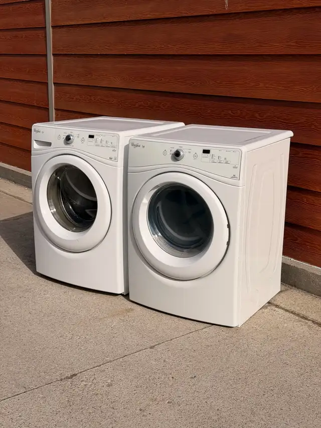Whirlpool Duet Front Load Washer & Dryer Set 27” in Washers & Dryers in Mississauga / Peel Region - Image 4
