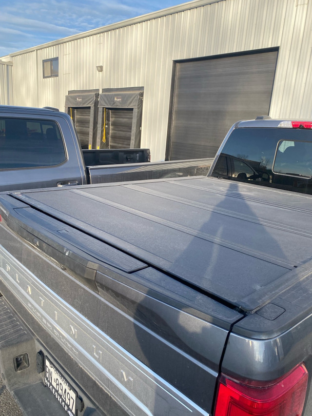 F25 Tonneau Cover in Other in Brantford - Image 2