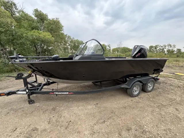 2024 V18 Targa Combo 200HP PRO XS in Powerboats & Motorboats in Regina - Image 3