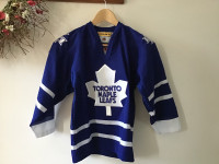 Youth Vintage Koho NHL Toronto Maple Leafs Air Knit jersey (s/m)