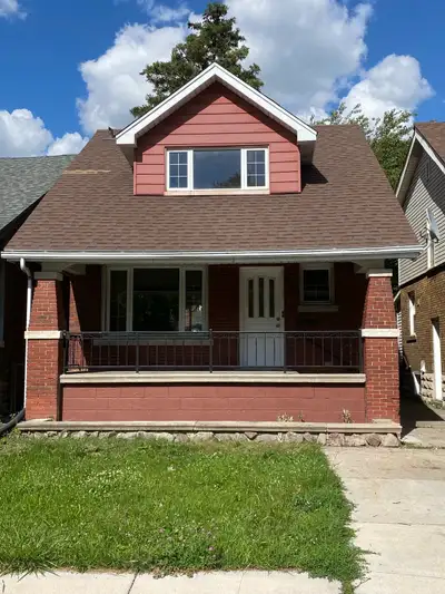 Freshly painted house for rent near University of Windsor with large back yard. Proof of earnings an...