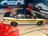 Chevrolet Impala Police State Trooper diecast 1/18 di cast