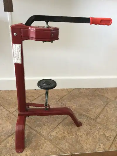 Strong Bench /Floor Bottle Capper, View more