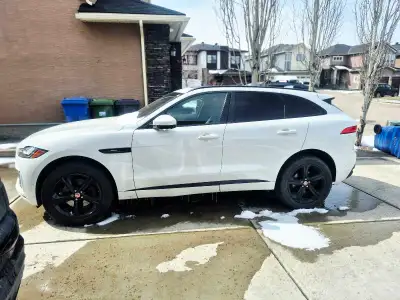 2017 Jaguar F-PACE 35t R-Sport Top of the line 3.0L Supercharged V6 147000km Exterior Icy White Inte...