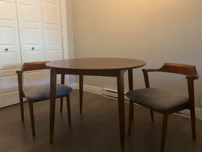 Structube table and two chairs set, View more