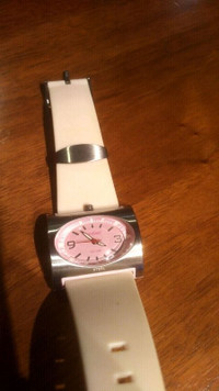 Ladies Cardinal watch