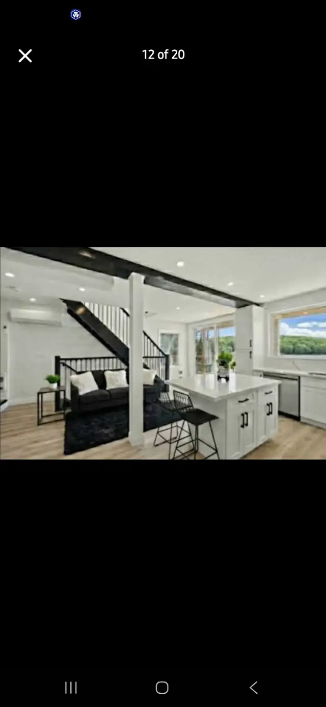 4 SEASON WATERFRONT COTTAGE FOR SALE $949,000 in Houses for Sale in Muskoka - Image 7