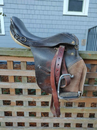 100% Leather Children's Saddle