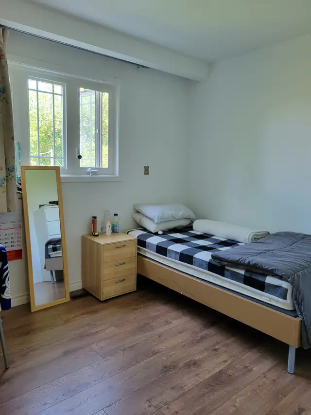 Private room for rent