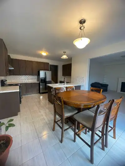 Room For Rent Near Ontario Tech University/Durham College