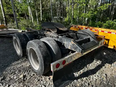 Selling a rear clip off my W900. Used it until last week. Excellent running condition. Not crashed....