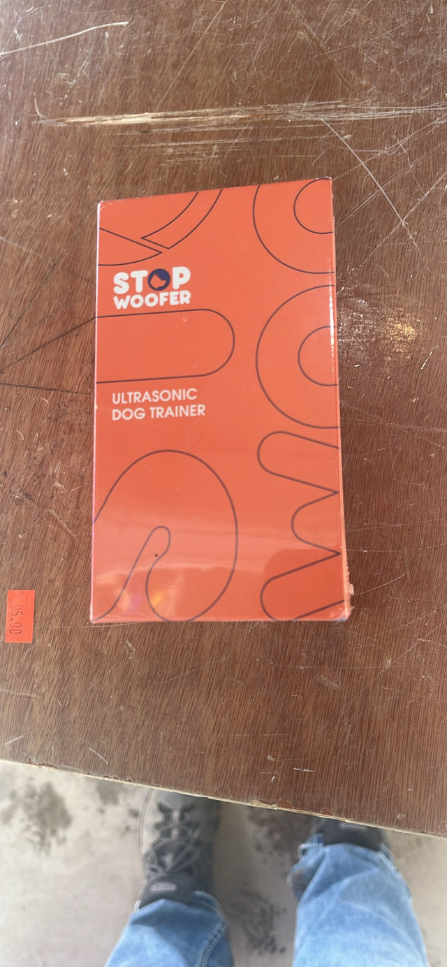 STOPWOOFER Ultrasonic Dog Training-Bark Control Device for Small in Accessories in Sarnia - Image 2
