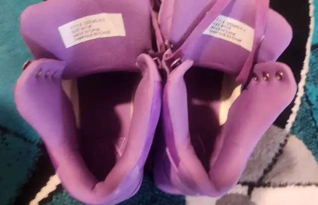Y.R.U. Qozmo Hi Purple Platform Sneakers – Size 9 – Like New in Women's - Shoes in Calgary - Image 7