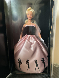 Barbie Timeless Silhouette 2000 Pink Label Doll NRFB