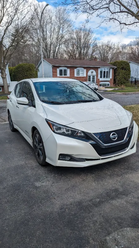 Nissan Leaf SV 2019