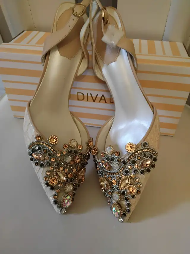 Designer woman bag new, practical beautiful in Women's - Bags & Wallets in Ottawa - Image 11