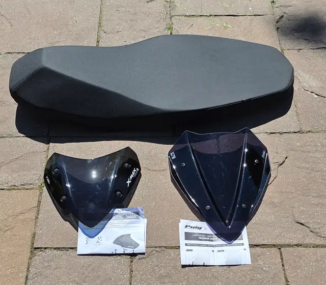 Yamaha Xmax 300 parts - Sport seat and 2x windshields. in Motorcycle Parts & Accessories in Oshawa / Durham Region - Image 3