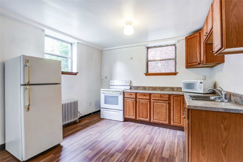 LARGE Bachelor Apartment 4 Rent Humber College Lakeshore Campus Long Term Rentals City of