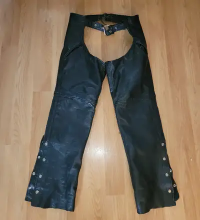 Leather king lined chaps / Remington camo pant with supenders, View more