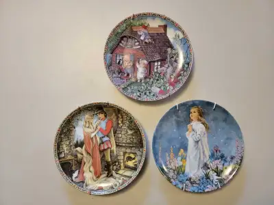 3 Plates Nursery Rhymes Group 2 The three little pigs 1988 Rapunzel 1988 Twinkle Twinkle little star...