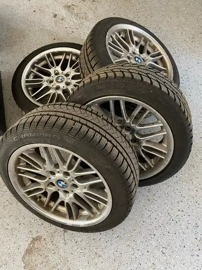 From an E46 330i, these almost new tires and M rims are ready for winter.