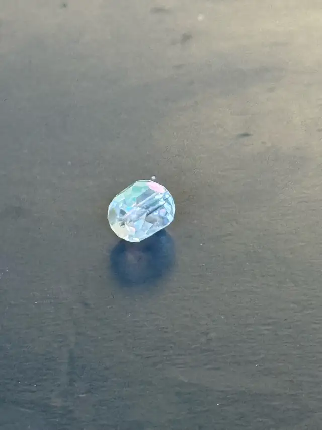 plastic bead found in the river569698538939361282