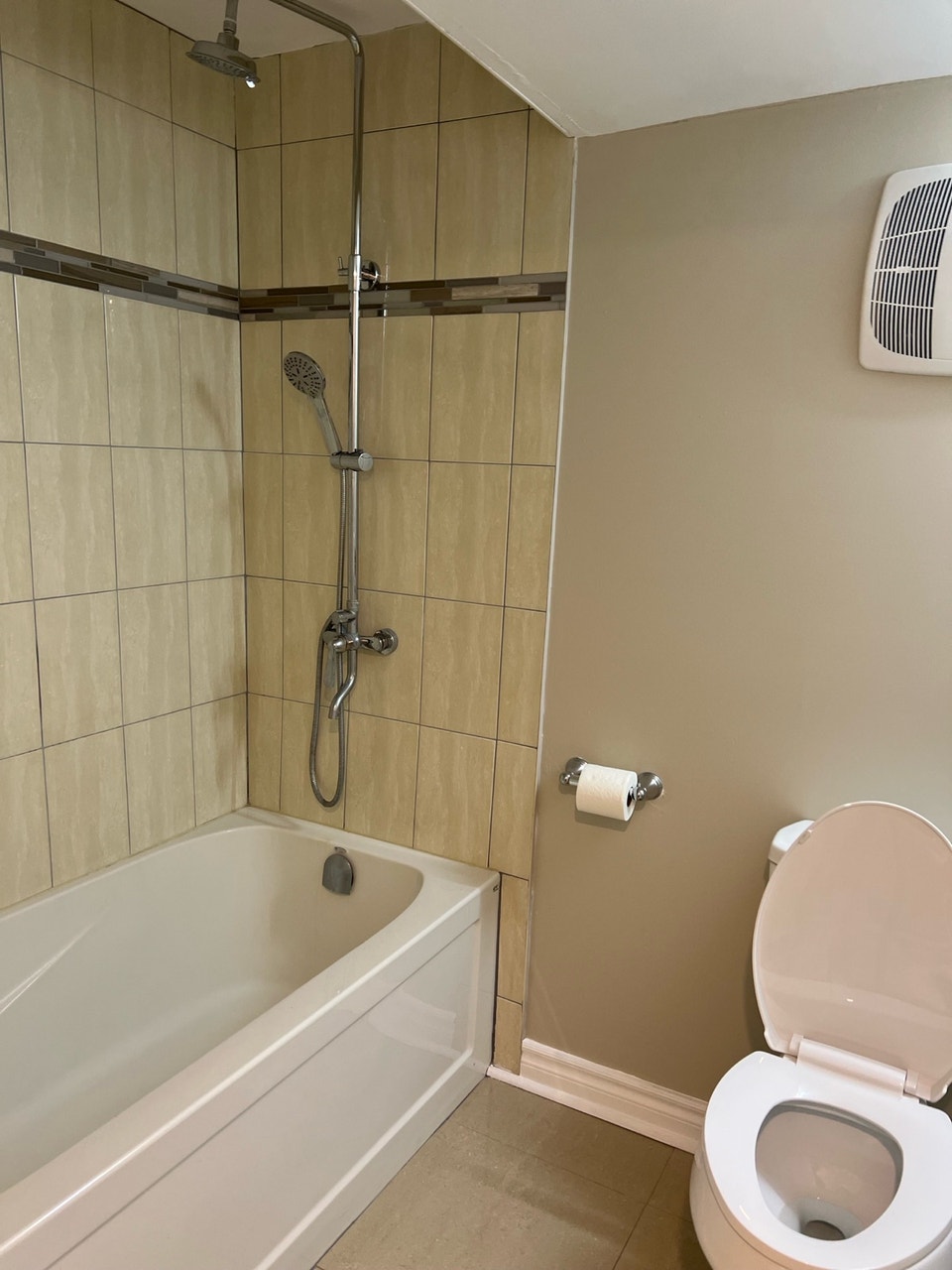 2 Bedroom 2 Bathroom 5