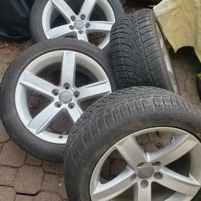 A5 audi Full set. Mint Dunlop winter sport tires. 17 inch Fits vw too.
