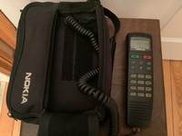 Vtg 1992 Nokia Car/Cell Phone in Original case with User Guide