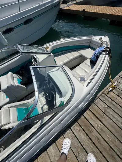 BEAUTIFUL 18 FOOT CARAVELLE BOWRIDER WITH TRAILER TURN KEY READY 3L ENGINE VOLVO MAINTAIN BY LICENSE...