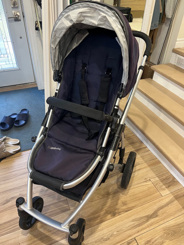 Uppababy Vista stroller in Strollers, Carriers & Car Seats in Peterborough