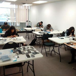 CELL PHONE REPAIR COURSE TRAINING VICTORIA RICHMOND SURREY BC dans Services pour cellulaires  à Delta/Surrey/Langley - Image 2