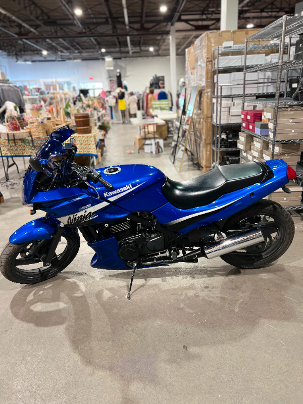 2005 Kawasaki Ninja EX500 dans Routières sportives  à Ville de Montréal - Image 4