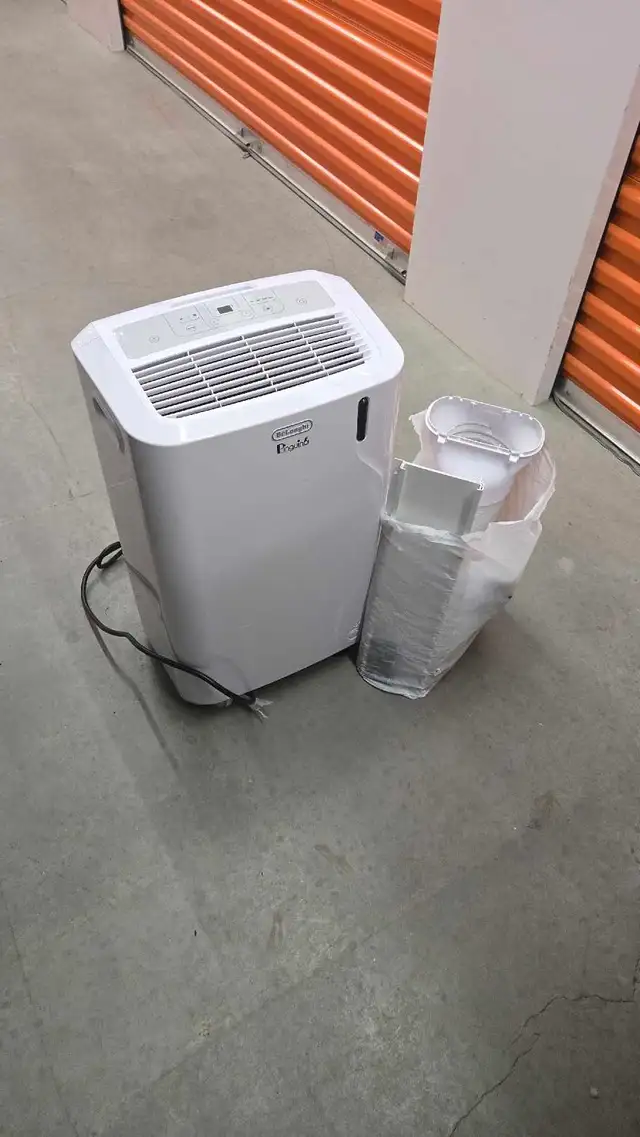Lightly Used Portable Air Conditioner in General Electronics in Calgary - Image 2