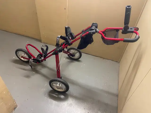 Folding 3 wheeled Golf Cart557472329761433601