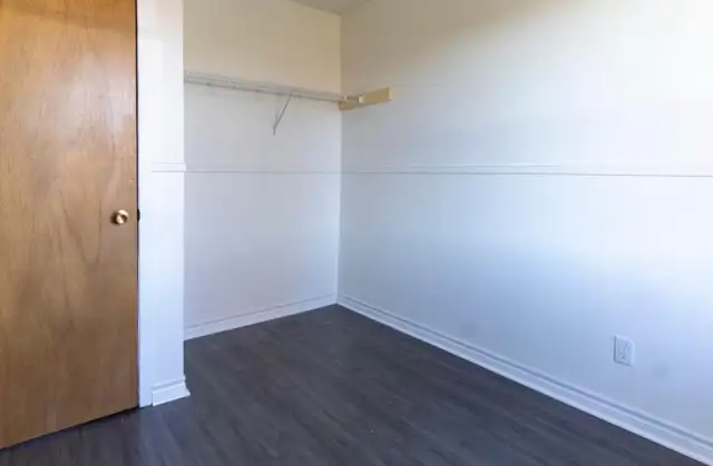 Private room for rent  in Room Rentals & Roommates in Peterborough - Image 3