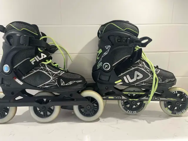 Fila Inline Skates  & Protection Pad Set . Women’s. in Skates & Blades in Ottawa - Image 4