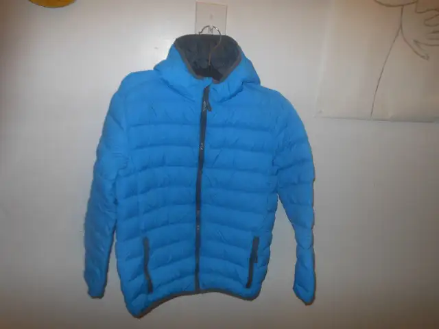 Down Jacket in Kids & Youth in City of Montréal - Image 2
