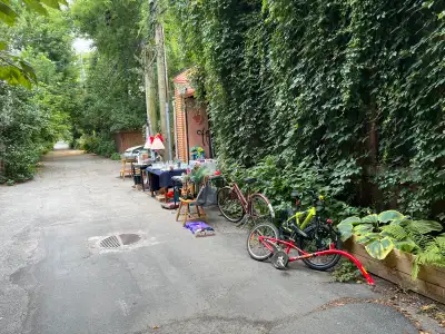 À vendre plusieurs vélos, View more