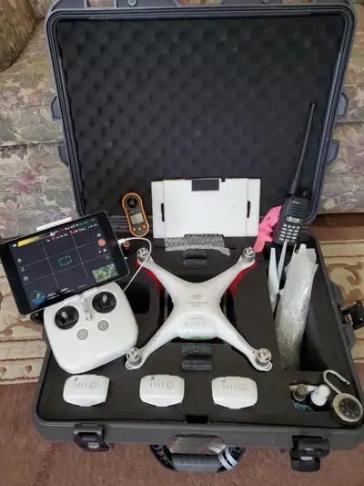What is included: - quadcopter, remote controller (RC), iPad mini 4 tablet, sunshade, charger, cable...