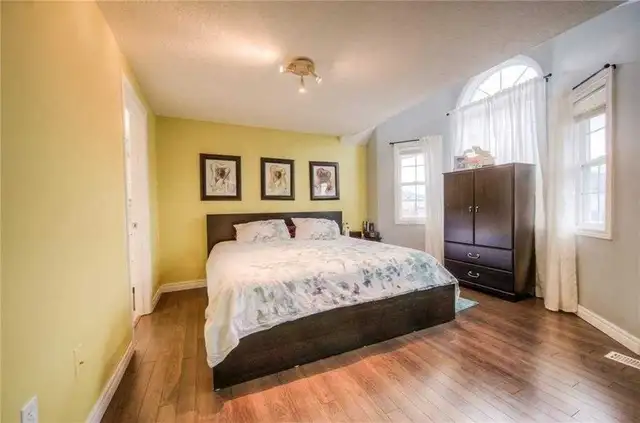 Furnished room in South Guelph