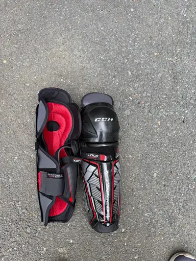 CCM Jetspeed 370 13” shinpads, View more