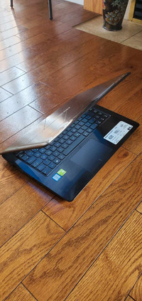 ASUS Laptop 14" | Intel Core i7-6th | 12 GB RAM | 512 SSD