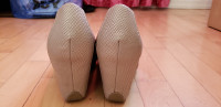 Kenneth Cole Shoes-Size 7 Champaign in mint condition.