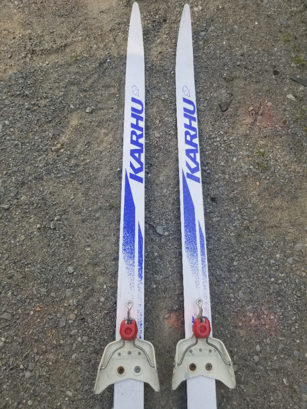 adult cross country skis & poles in Ski in Kawartha Lakes