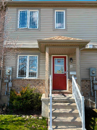 2 BED, 2BATH WITH FURNISHED BASEMENT TOWNHOUSE FOR RENT