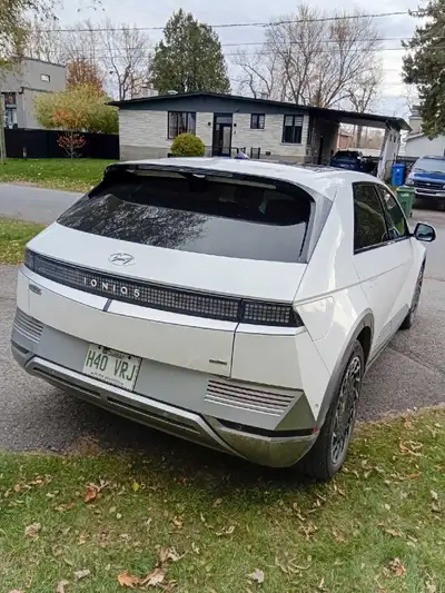 Looking to pass along my lease for a 2024 Hyundai Ioniq 5, a fantastic electric SUV with a spacious...