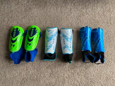 Soccer shin leg guard pads kids x3 sets available Very good condition Smoke-free home Fit kids in th...