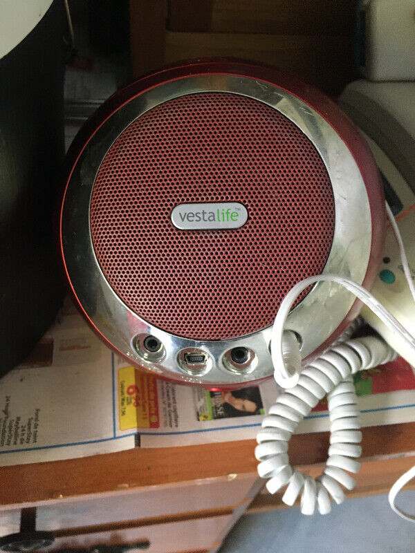 Ecouteurs portable ipod Vesta Life Ladybug port speaker dock dans Appareils électroniques  à Longueuil/Rive Sud