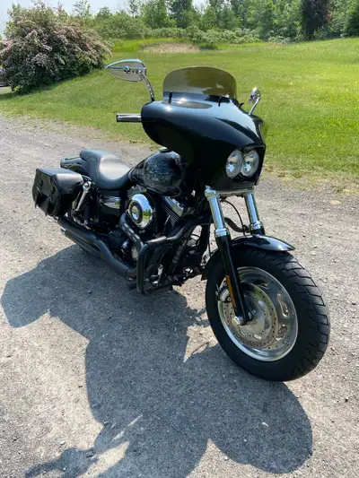 Selling a 2011 Harley Davidson Fat Bob FXDF 1600cc EFI this was my grandfather‘s bike. He had recent...